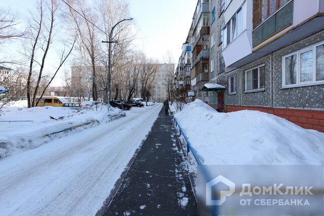 обл. Омская, г. Омск, пр-кт. Менделеева, д. 36б-придомовая территория