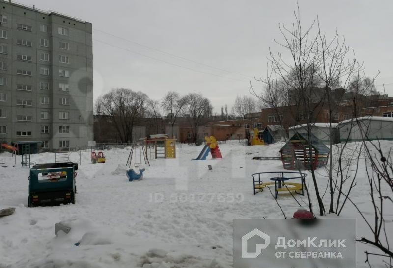 обл. Омская, г. Омск, ул. Сергея Тюленина, д. 3-придомовая территория