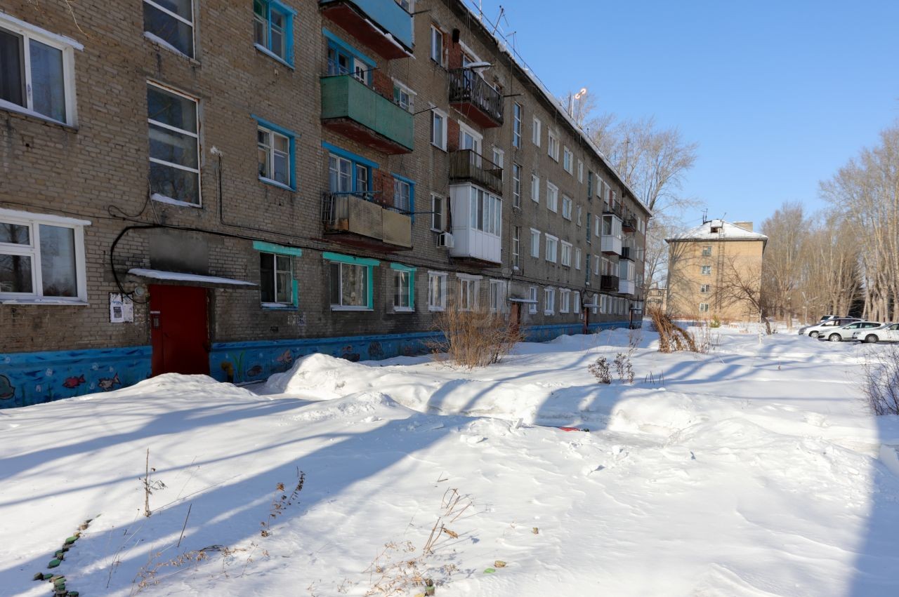 обл. Омская, г. Омск, пгт. Степной, ул. 40 лет Ракетных Войск, д. 5-фасад здания