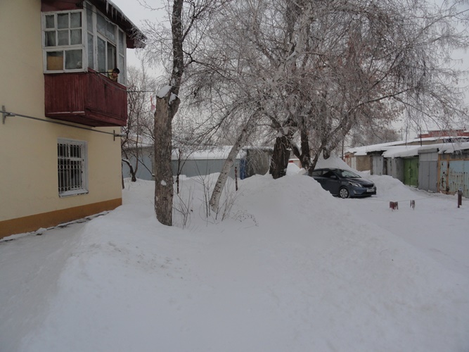 обл. Оренбургская, г. Оренбург, пр-кт. Братьев Коростелевых, д. 16-придомовая территория