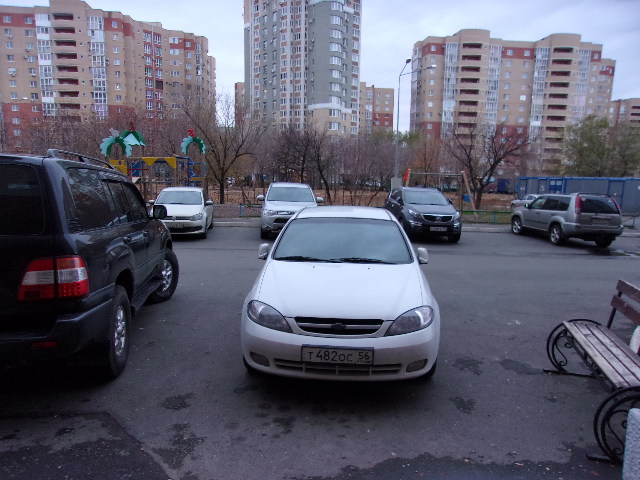 обл. Оренбургская, г. Оренбург, ш. Загородное, д. 14-придомовая территория