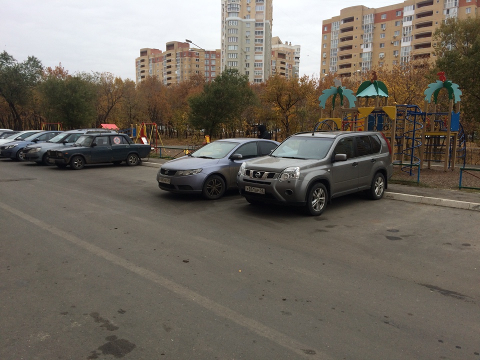 обл. Оренбургская, г. Оренбург, ш. Загородное, д. 14-придомовая территория