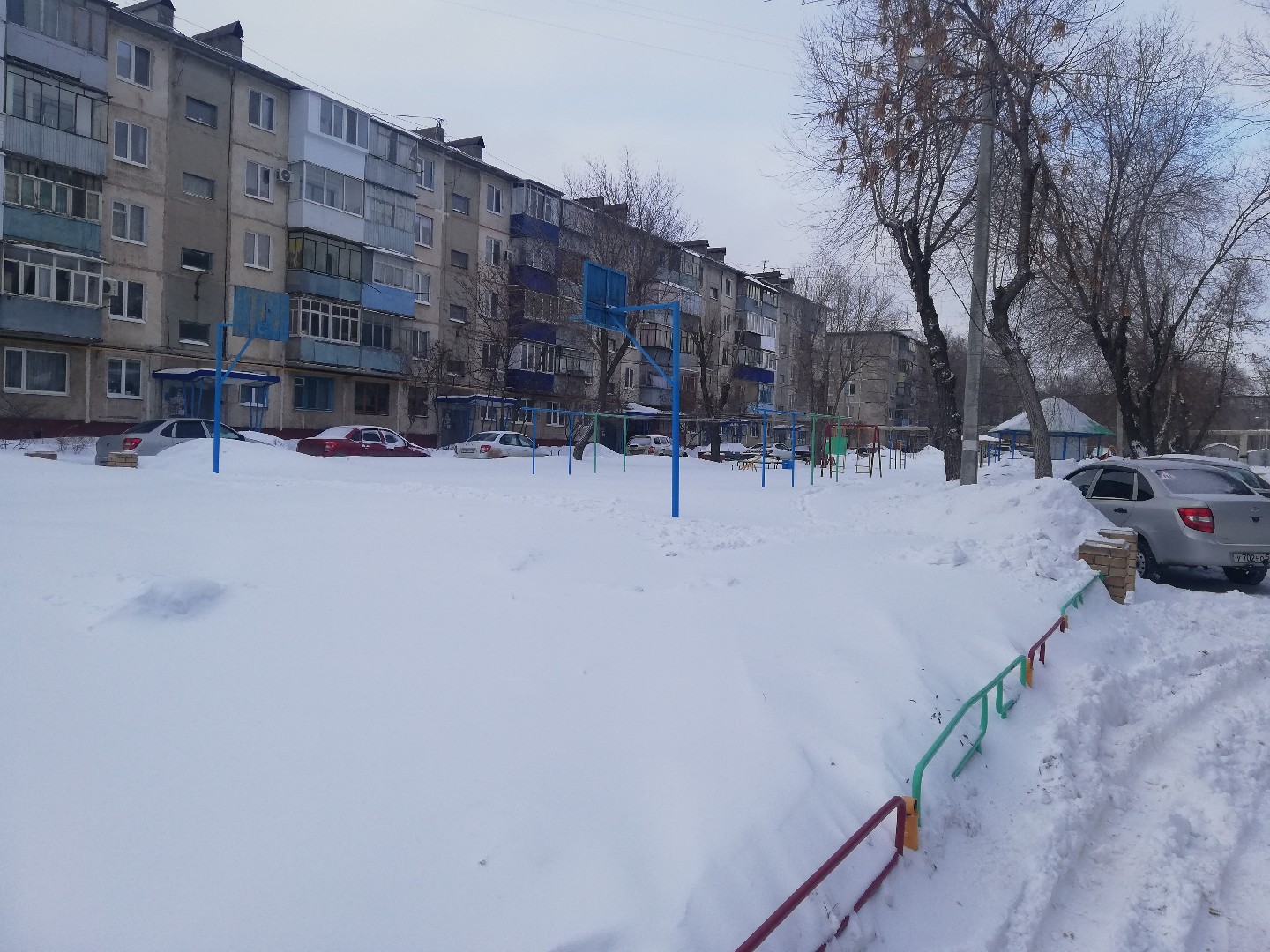 обл. Оренбургская, г. Оренбург, ул. Народная, д. 12/1-придомовая территория