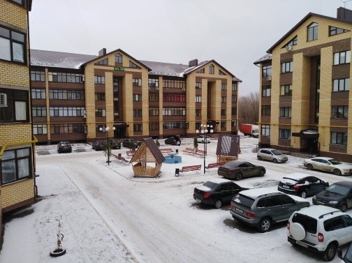 обл. Оренбургская, р-н. Оренбургский, п. Пригородный, пр-кт. Звездный, д. 92-придомовая территория