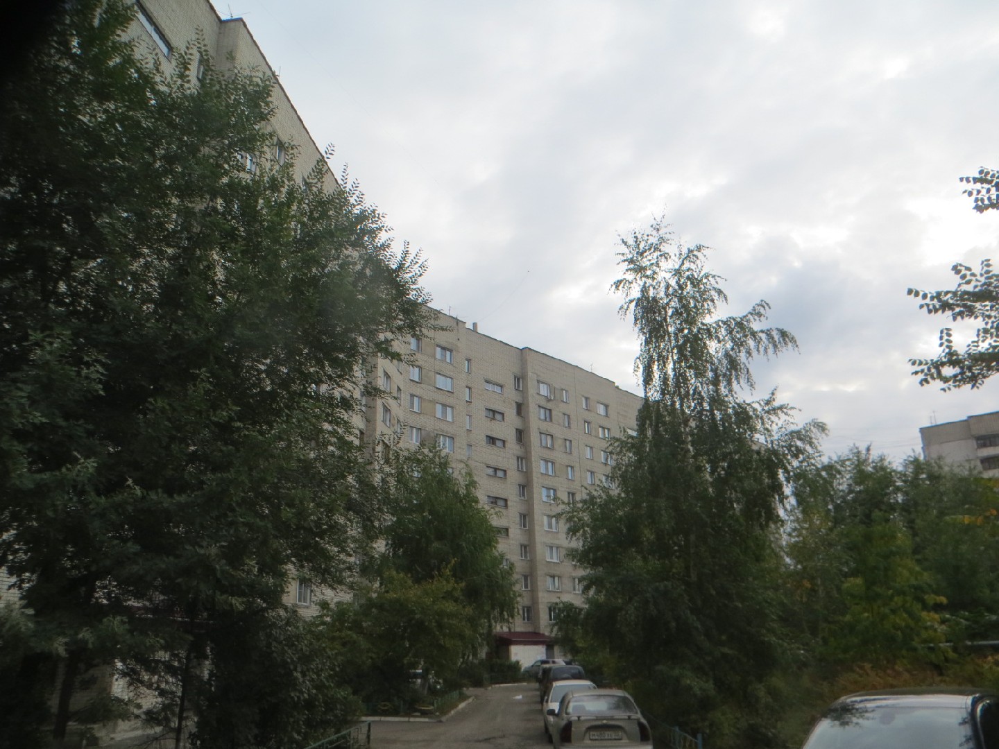 край. Алтайский, г. Бийск, ул. Советская, д. 214-фасад здания