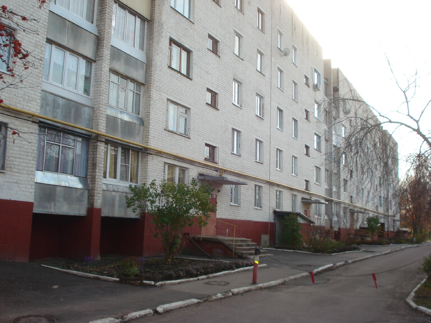 обл. Орловская, г. Мценск, ул. Катукова, д. 3-фасад здания