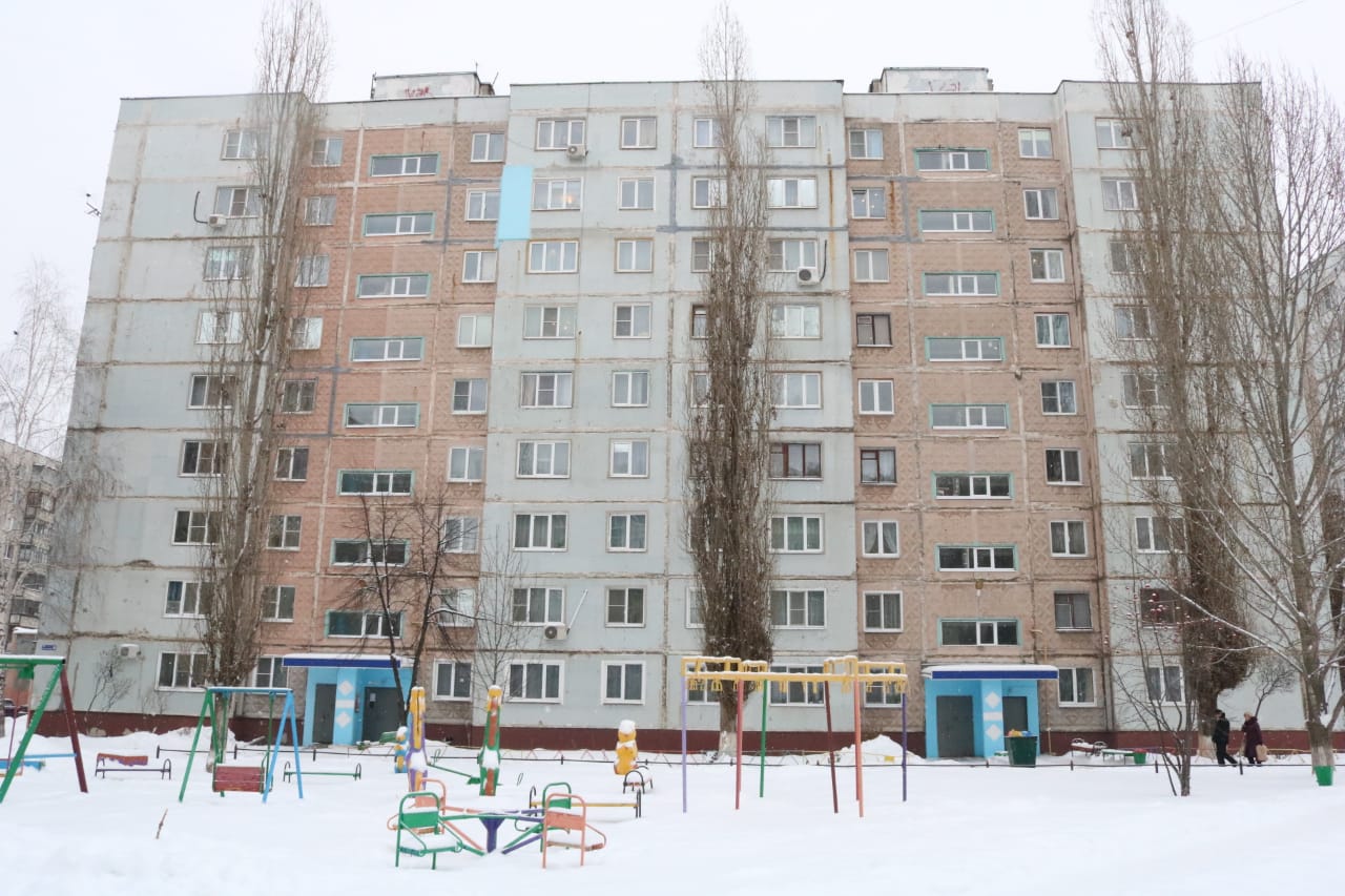 обл. Белгородская, г. Старый Оскол, мкр. Звездный, д. 6-фасад здания