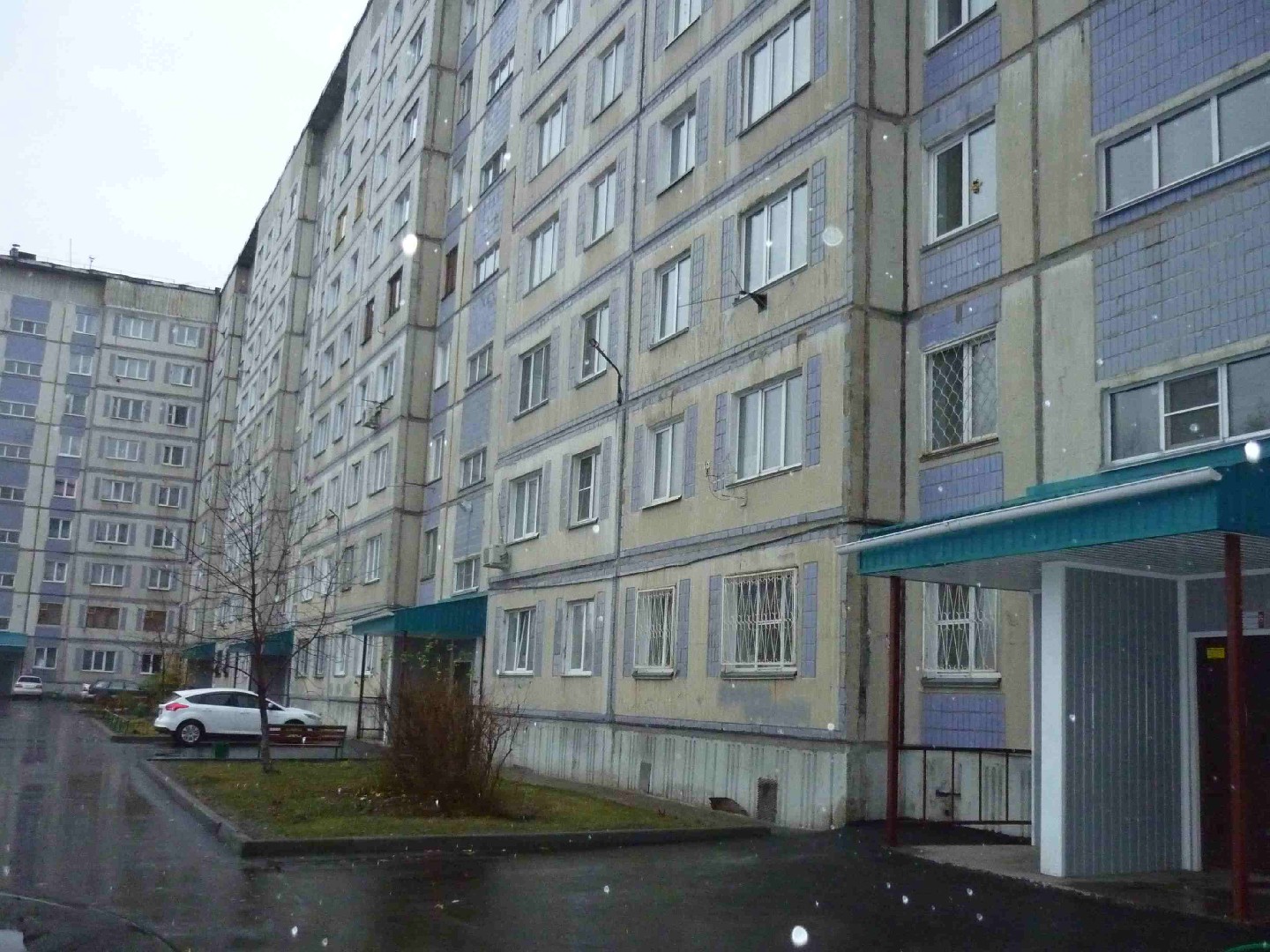 край. Алтайский, г. Бийск, ул. Стахановская, д. 4-фасад здания