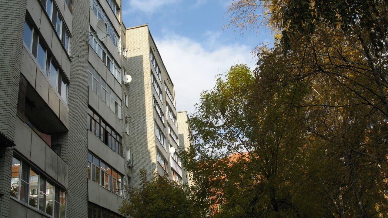 обл. Пензенская, г. Пенза, ул. Луначарского, д. 53-фасад здания