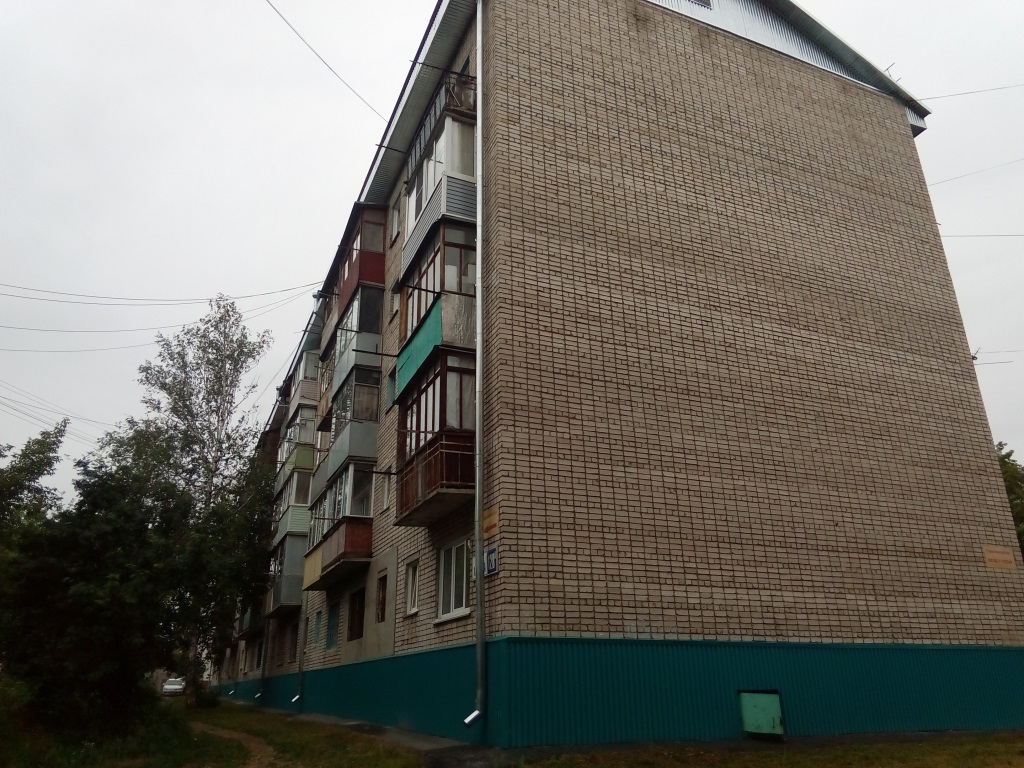 край. Алтайский, г. Барнаул, ул. Антона Петрова, д. 128а-фасад здания