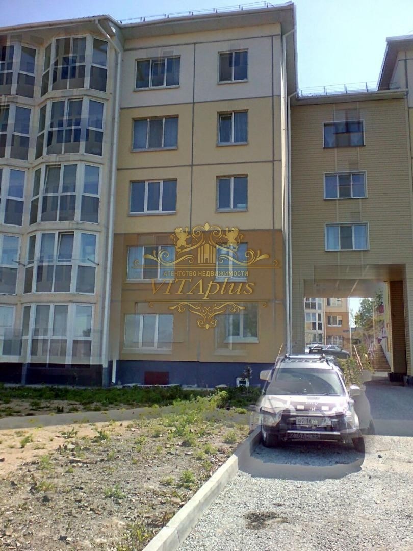 край. Приморский, г. Артем, ул. Гоголя, д. 9-фасад здания