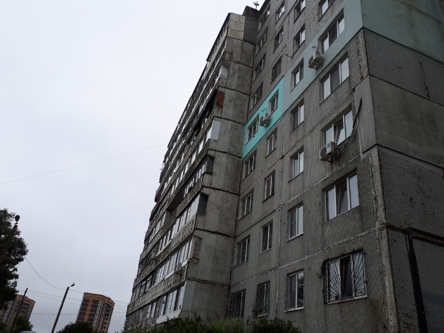 край. Приморский, г. Владивосток, ул. Нейбута, д. 15-фасад здания