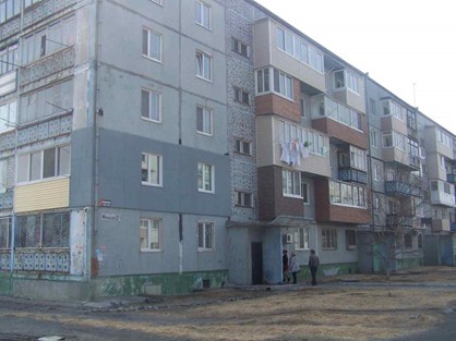край. Приморский, г. Находка, ул. Фрунзе, д. 17-фасад здания
