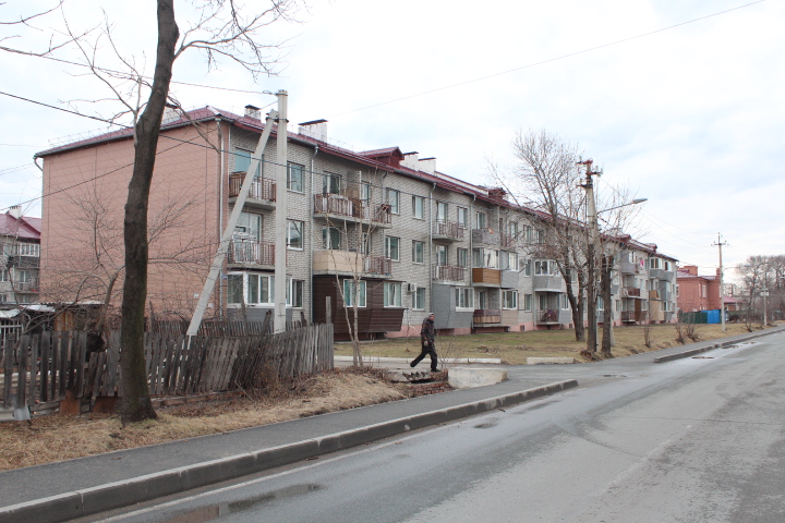 край. Приморский, г. Уссурийск, ул. Афанасьева, д. 61а-фасад здания