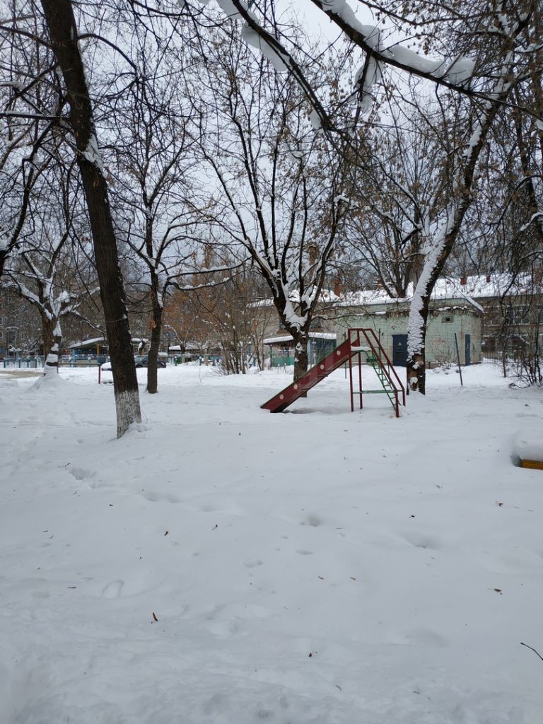 обл. Брянская, г. Брянск, пр-кт. Московский, д. 128-придомовая территория