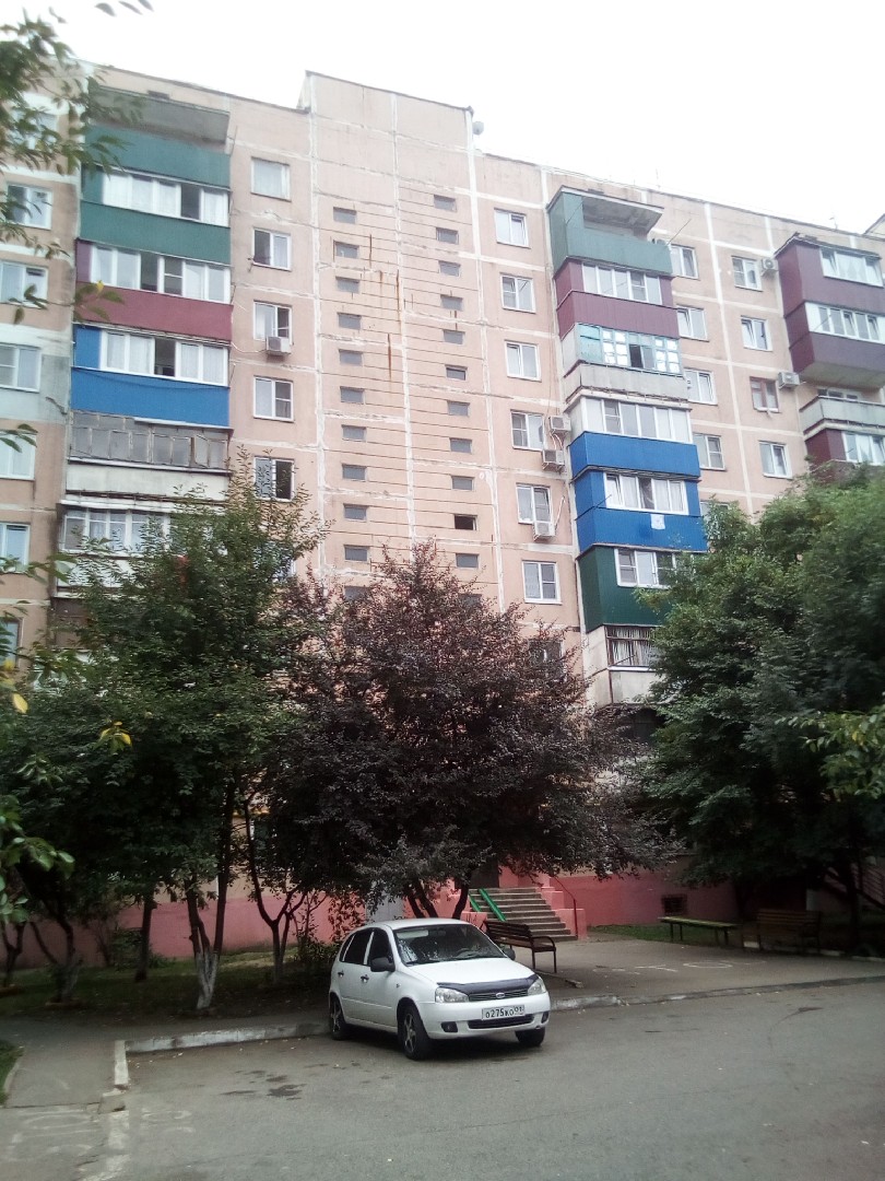 Респ. Адыгея, г. Майкоп, ул. Михайлова, д. 2-фасад здания