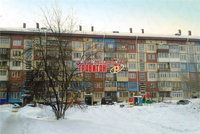 Респ. Алтай, г. Горно-Алтайск, ул. Чорос-Гуркина Г.И., д. 74-фасад здания