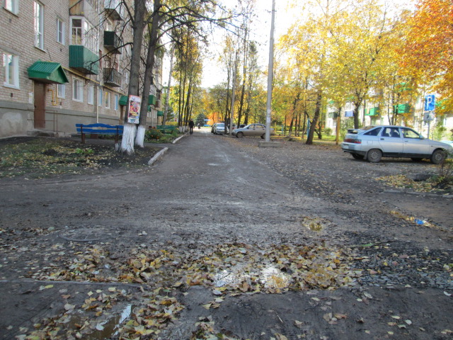 Респ. Башкортостан, р-н. Белебеевский, г. Белебей, ул. им МГ Амирова, д. 3-придомовая территория