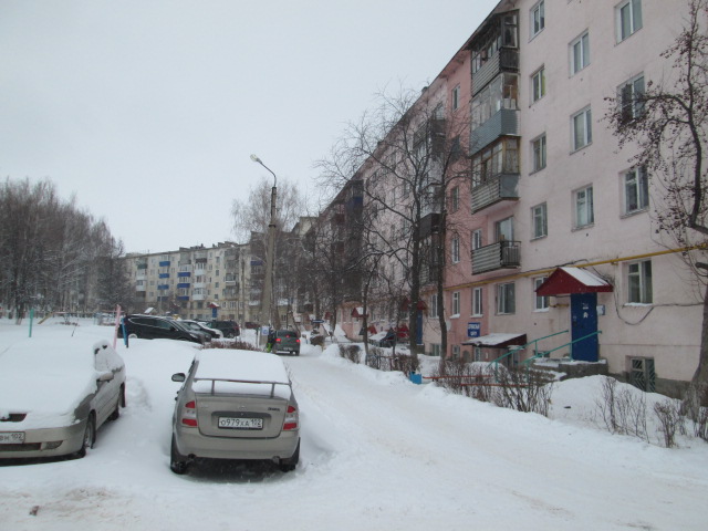 Респ. Башкортостан, р-н. Белебеевский, г. Белебей, ул. им МГ Амирова, д. 8-придомовая территория