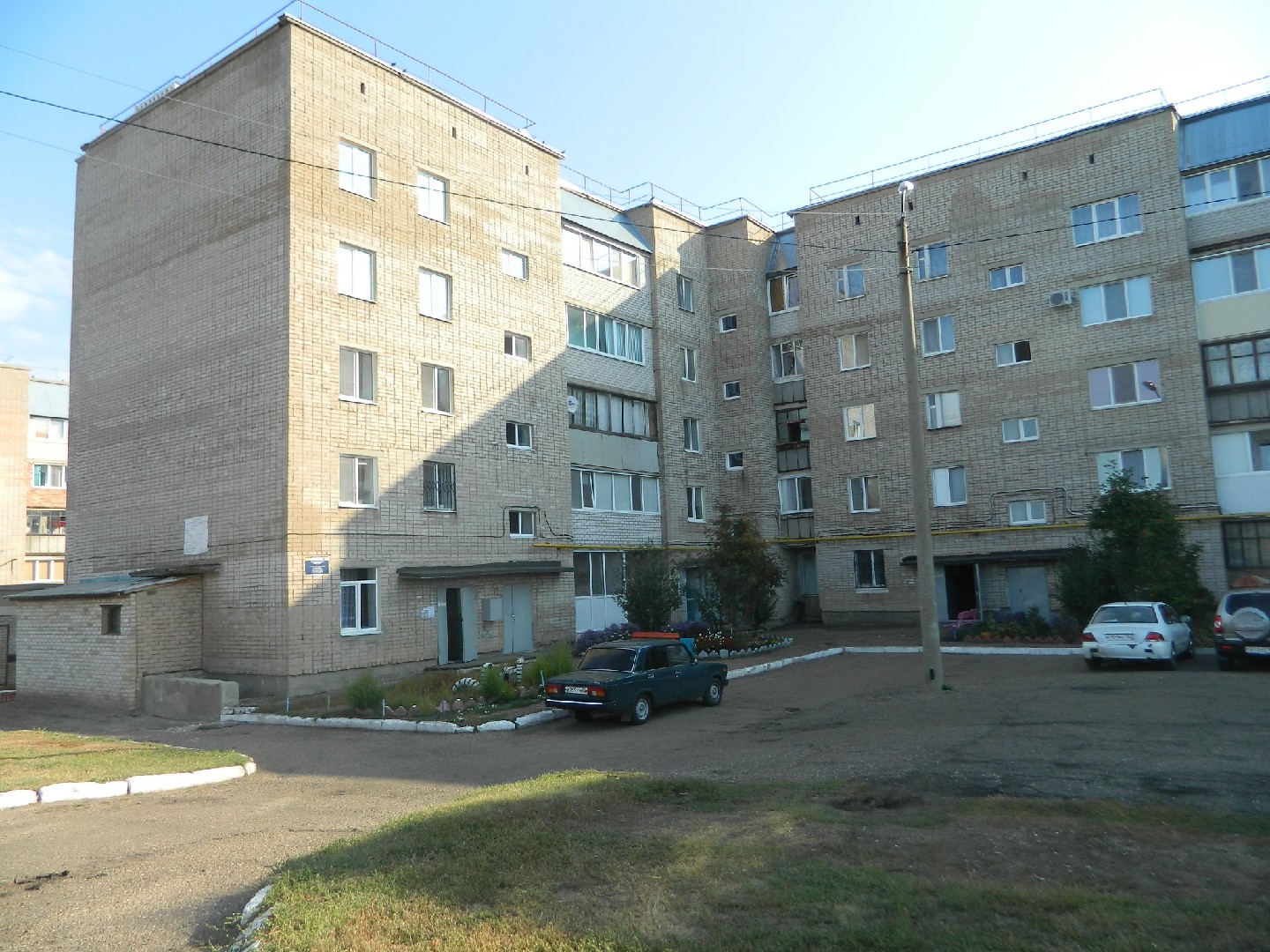 Респ. Башкортостан, г. Кумертау, ул. Логовая, д. 7-фасад здания