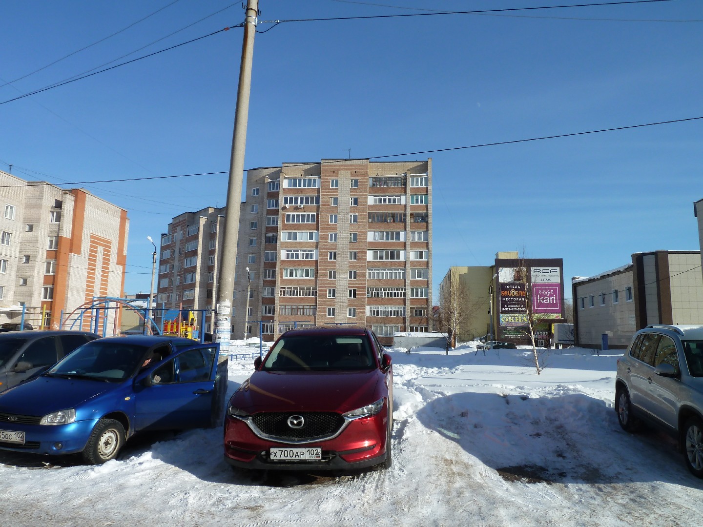 Респ. Башкортостан, р-н. Мелеузовский, г. Мелеуз, ул. Бурангулова, д. 17-придомовая территория