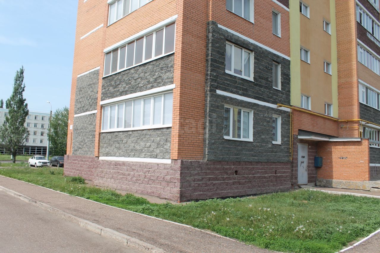 Респ. Башкортостан, г. Стерлитамак, ул. Гоголя, д. 163-фасад здания