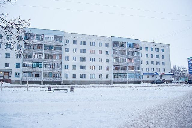 Респ. Башкортостан, г. Стерлитамак, ул. Коммунистическая, д. 2-фасад здания