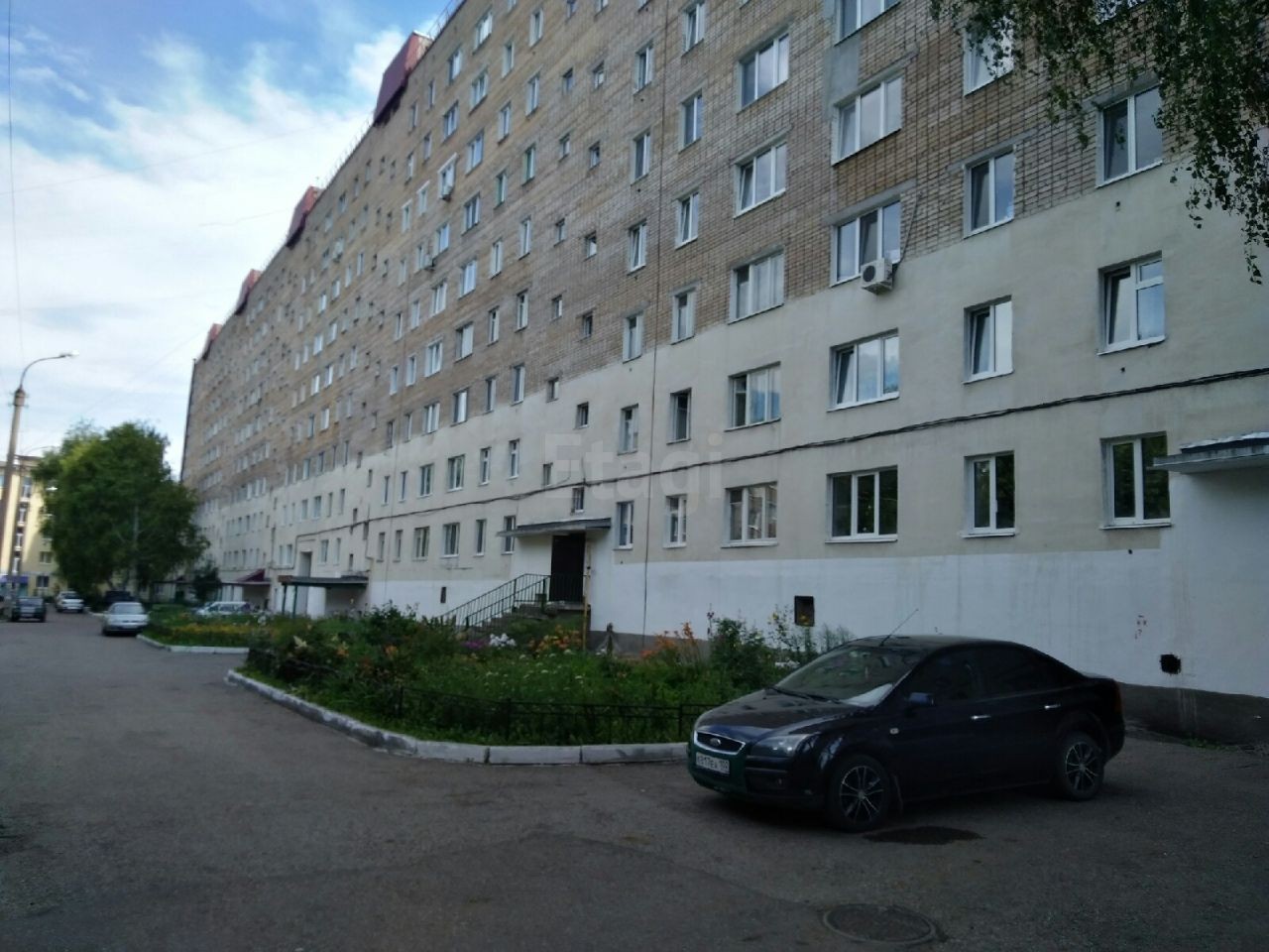 Респ. Башкортостан, г. Стерлитамак, ул. Коммунистическая, д. 24-фасад здания