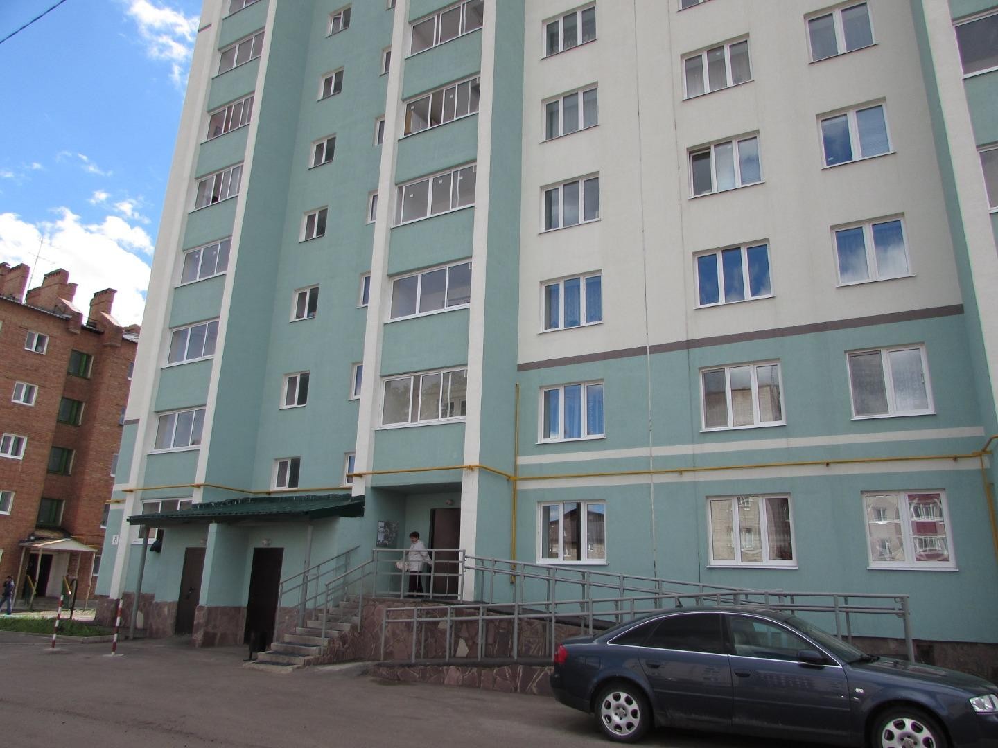 Респ. Башкортостан, г. Стерлитамак, ул. Нахимова, д. 8а-фасад здания