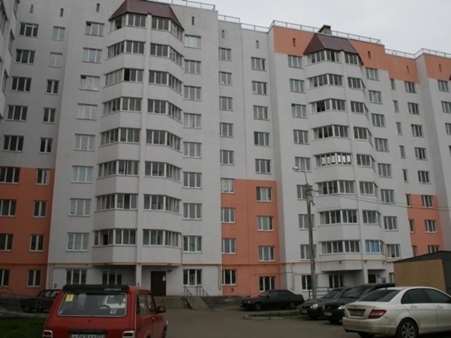 Респ. Башкортостан, г. Стерлитамак, ул. Николаева, д. 18-фасад здания