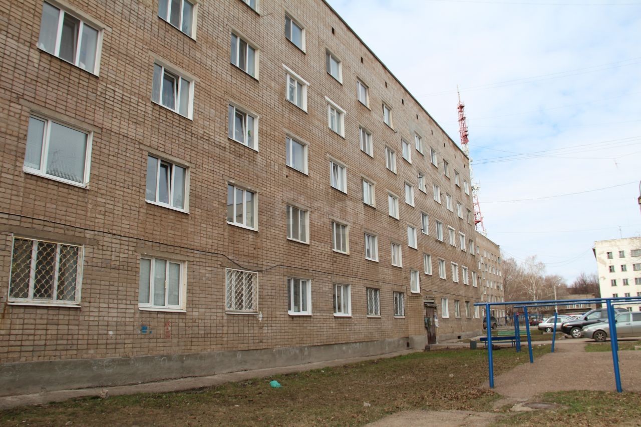 Респ. Башкортостан, г. Стерлитамак, ул. Худайбердина, д. 101, к. б-фасад здания