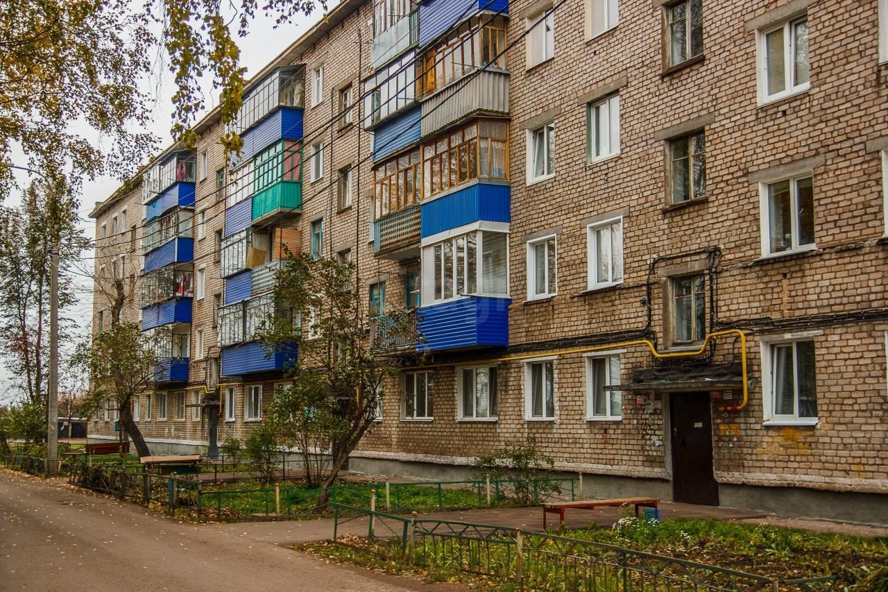 Респ. Башкортостан, г. Стерлитамак, ул. Шаймуратова, д. 13-фасад здания