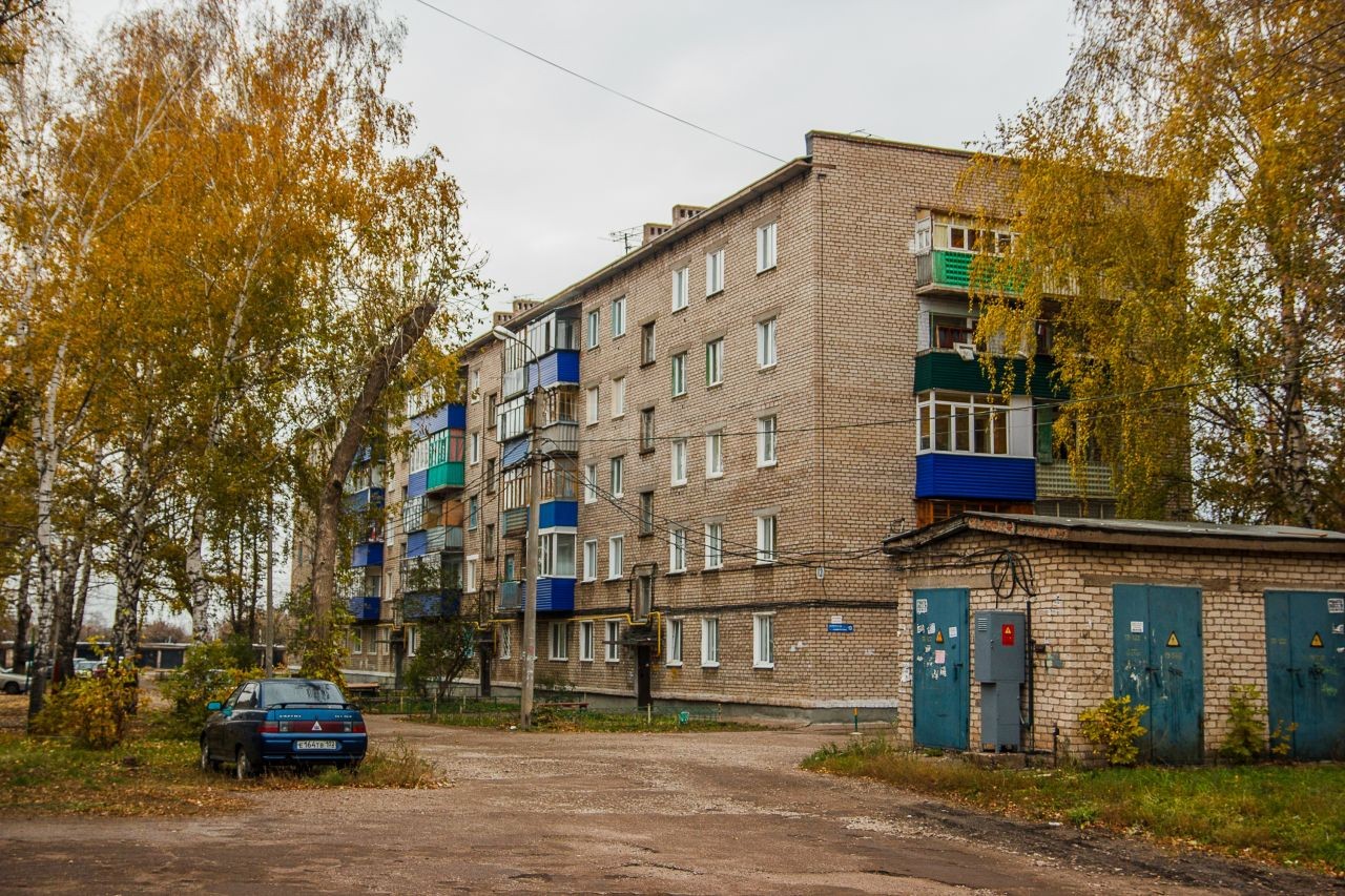 Респ. Башкортостан, г. Стерлитамак, ул. Шаймуратова, д. 13-фасад здания