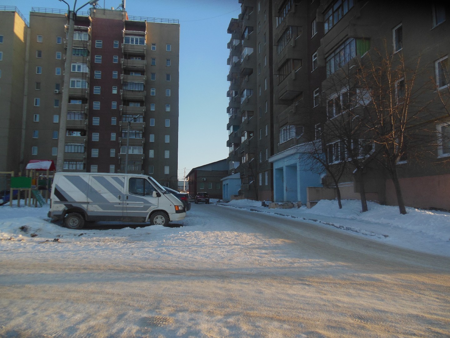 Респ. Башкортостан, р-н. Туймазинский, г. Туймазы, ул. Южная, д. 54-придомовая территория