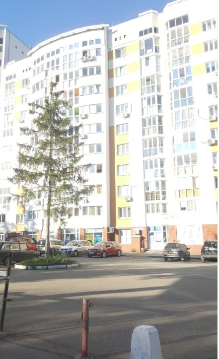 Респ. Башкортостан, г. Уфа, ул. 8 Марта, д. 32, к. 1-фасад здания