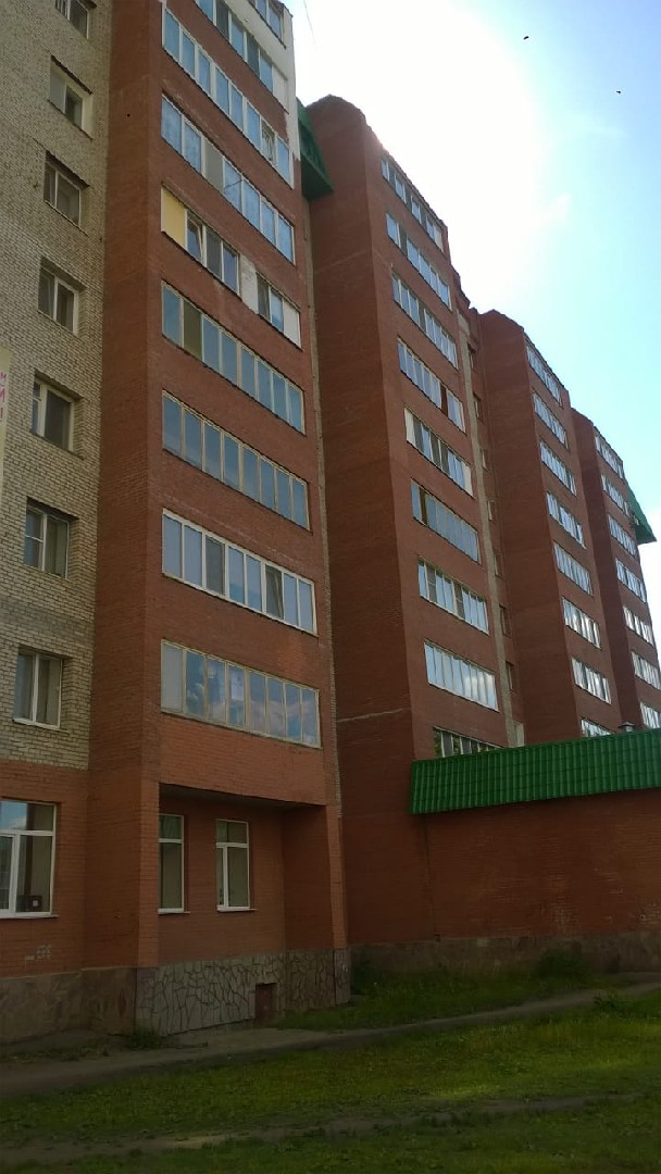 Респ. Башкортостан, г. Уфа, ул. Ахметова, д. 318, к. 1-фасад здания