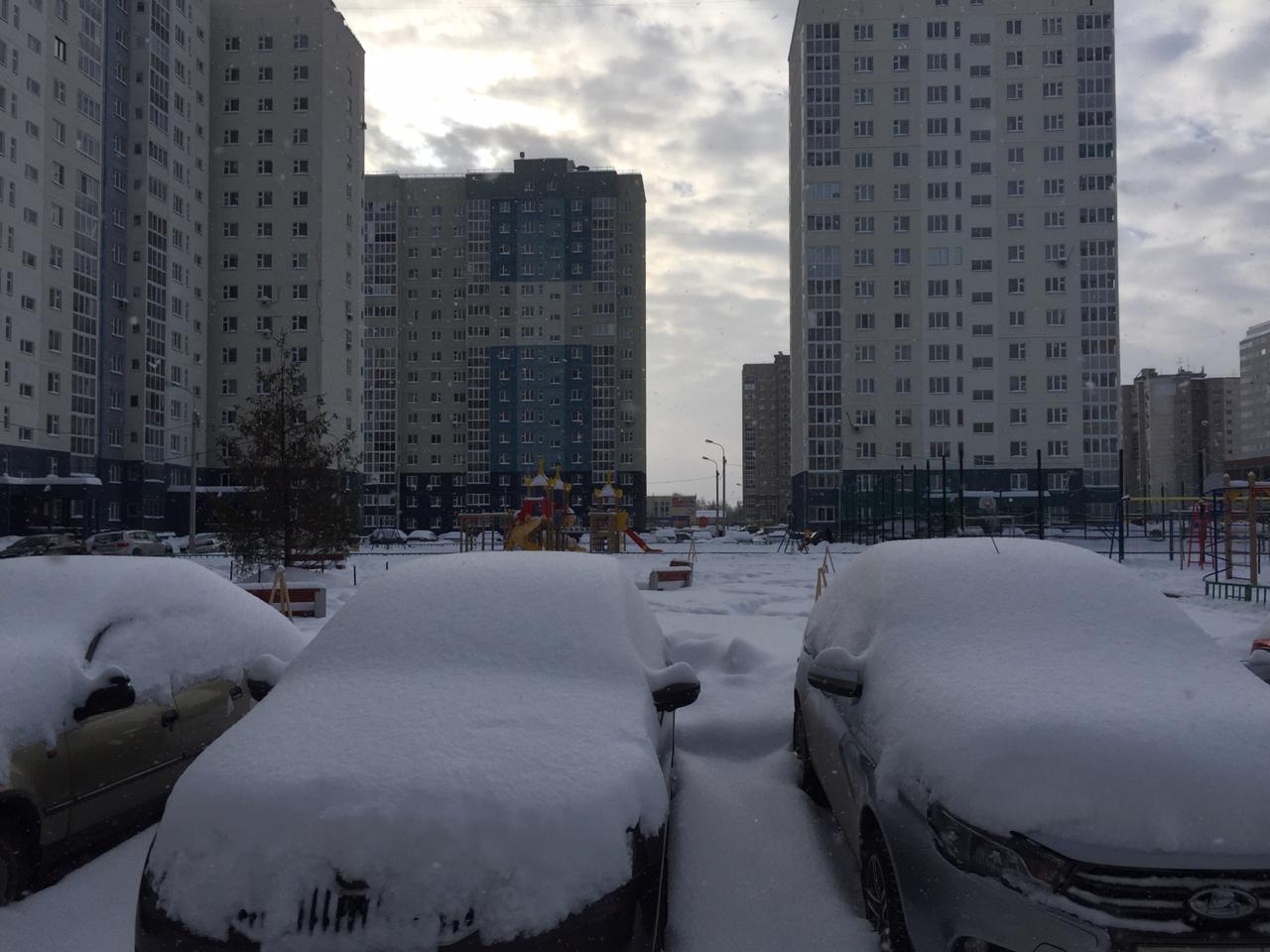 Респ. Башкортостан, г. Уфа, ул. Валерия Лесунова, д. 8-придомовая территория