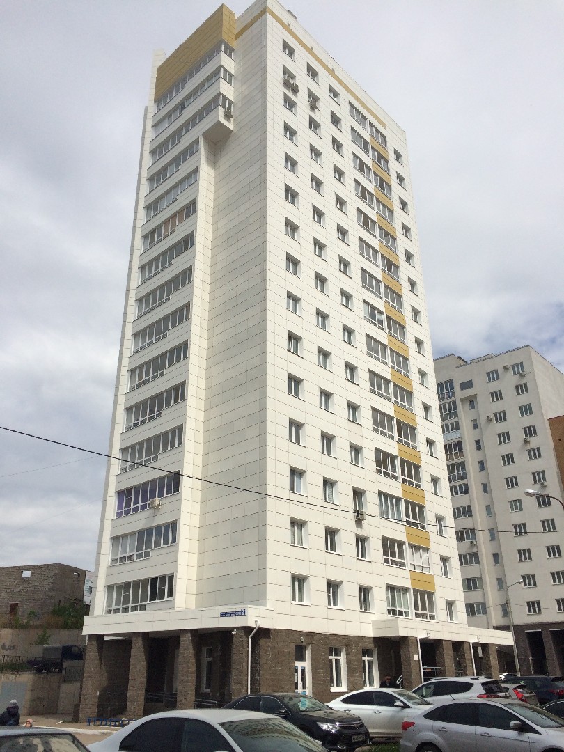 Респ. Башкортостан, г. Уфа, ул. Загира Исмагилова, д. 21-фасад здания