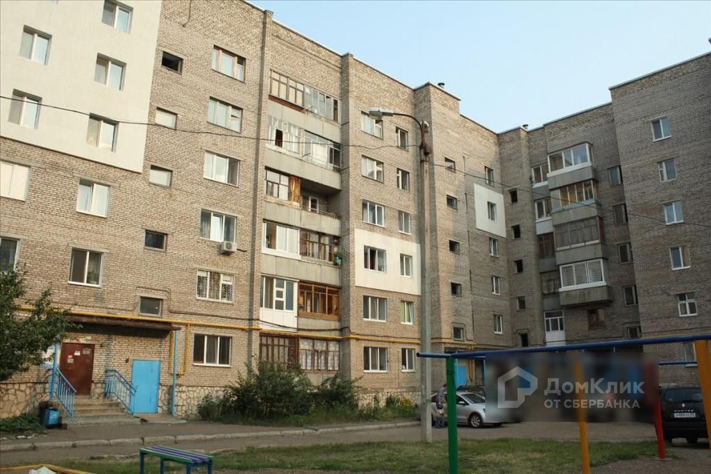 Респ. Башкортостан, г. Уфа, б-р. Ибрагимова, д. 35/1-фасад здания