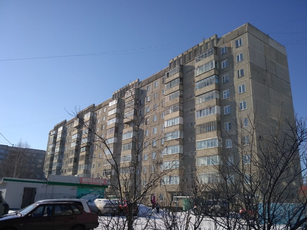 край. Алтайский, г. Заринск, ул. Таратынова, д. 1-фасад здания