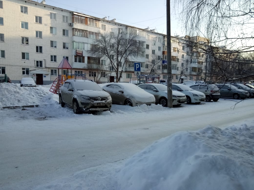 Респ. Башкортостан, г. Уфа, ул. Левитана, д. 22/2-придомовая территория