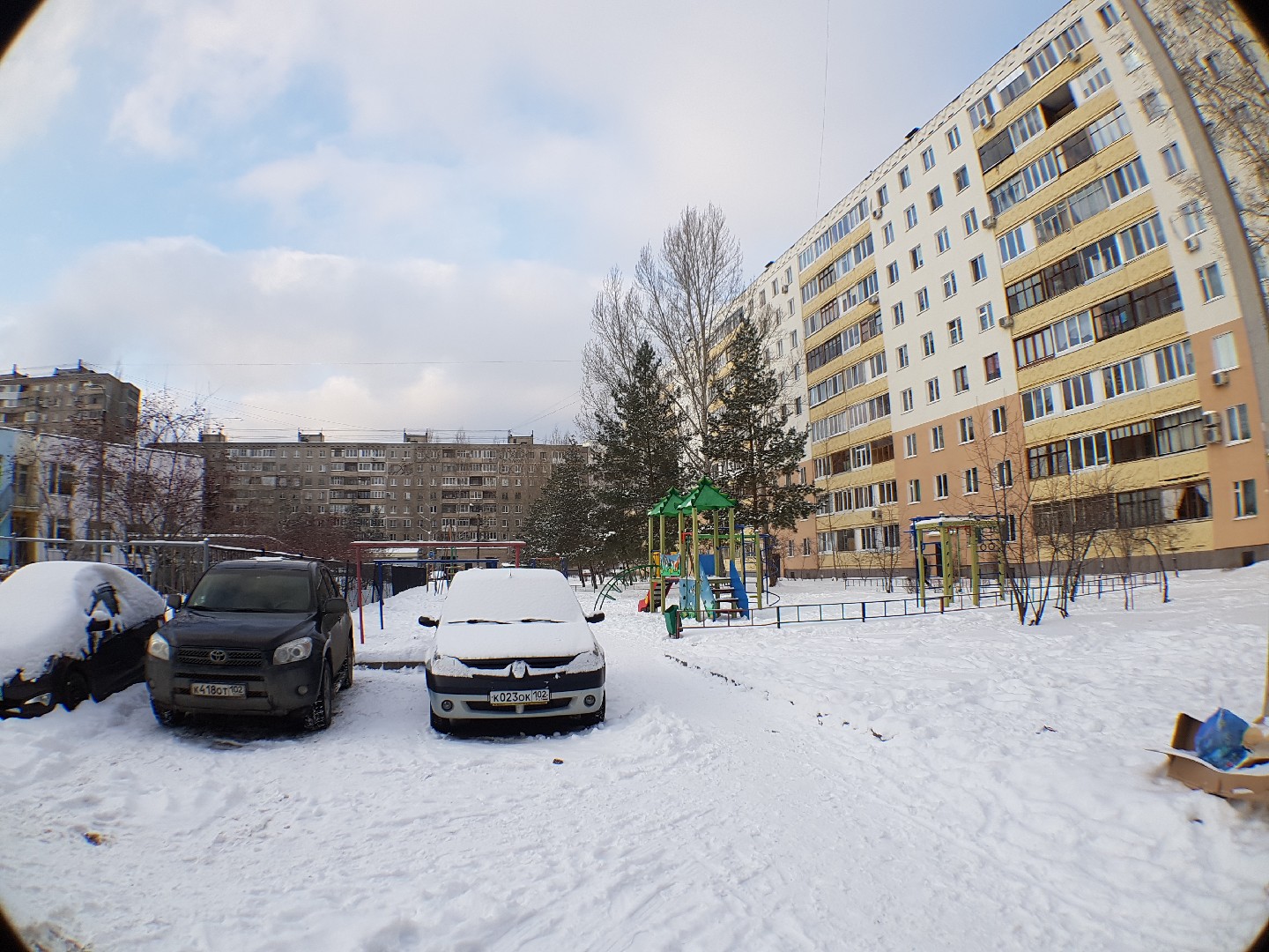 Респ. Башкортостан, г. Уфа, ул. Максима Рыльского, д. 10, к. 1-придомовая территория