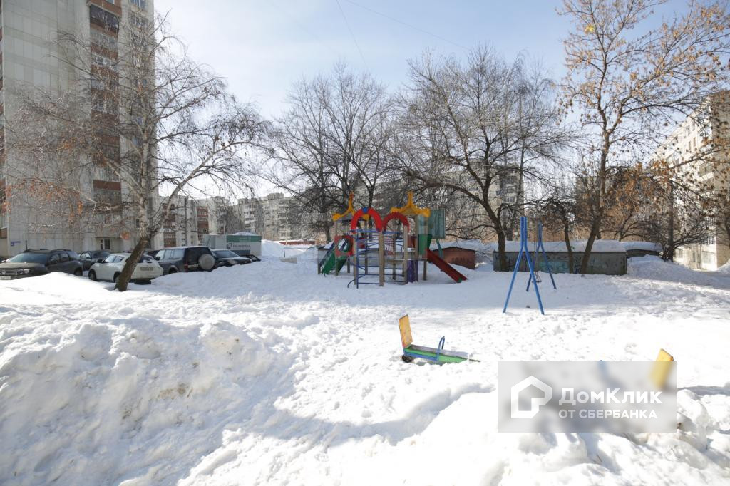 Респ. Башкортостан, г. Уфа, ул. Менделеева, д. 15/1-придомовая территория