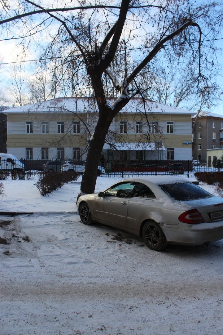 Респ. Башкортостан, г. Уфа, ул. Мира, д. 35-придомовая территория