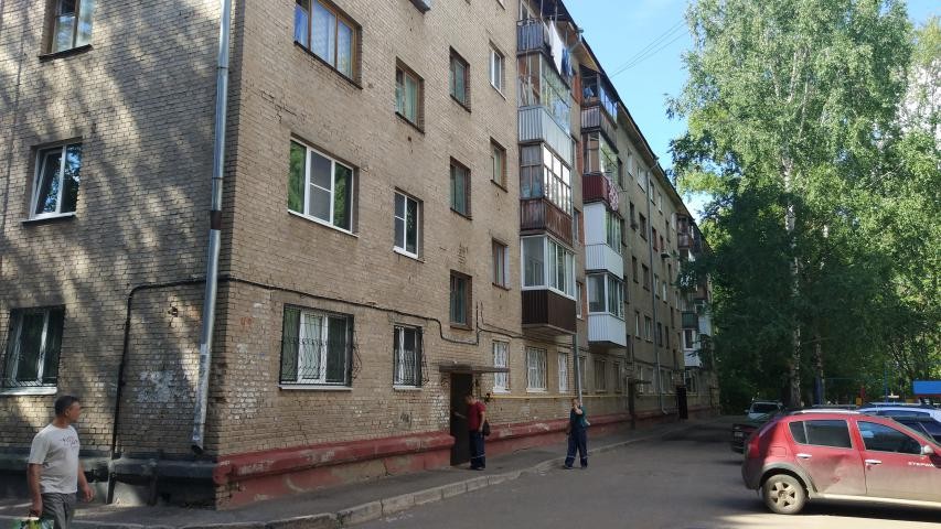 Респ. Башкортостан, г. Уфа, ул. Первомайская, д. 9а-фасад здания