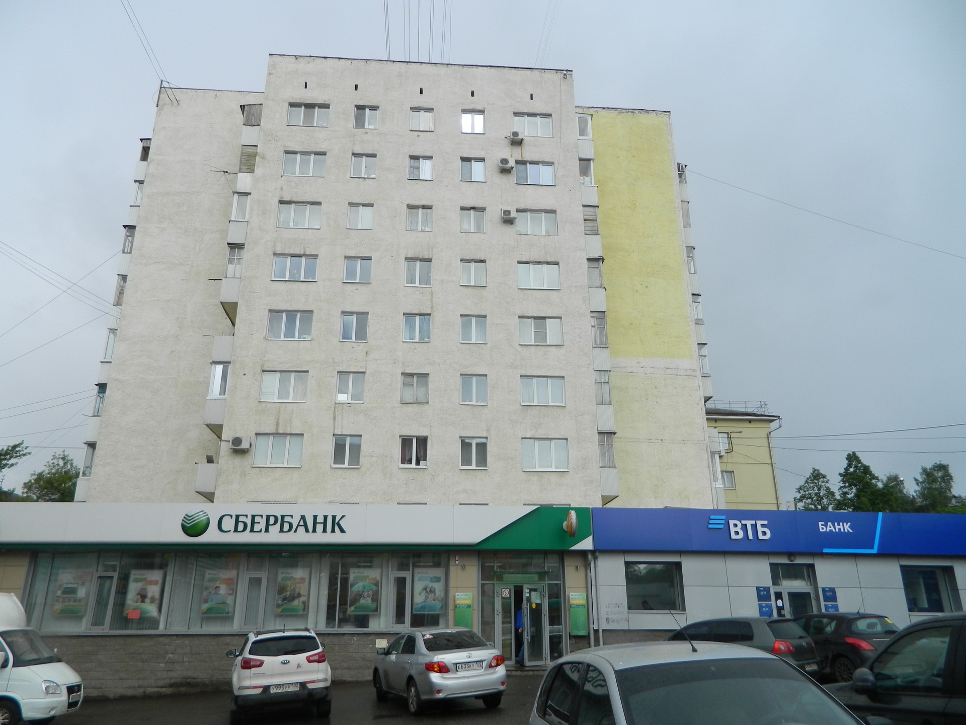 Респ. Башкортостан, г. Уфа, ул. Первомайская, д. 52-фасад здания