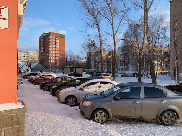 Респ. Башкортостан, г. Уфа, ул. Правды, д. 29-придомовая территория