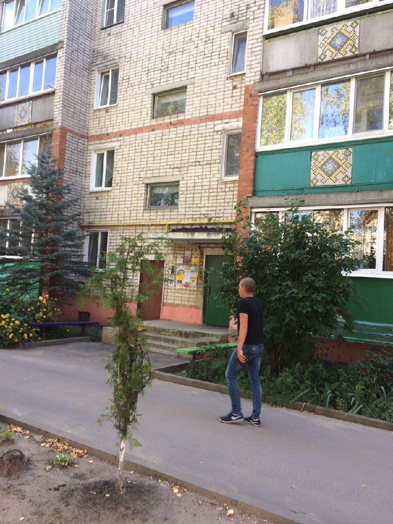обл. Брянская, г. Клинцы, ул. Александрова, д. 47-фасад здания