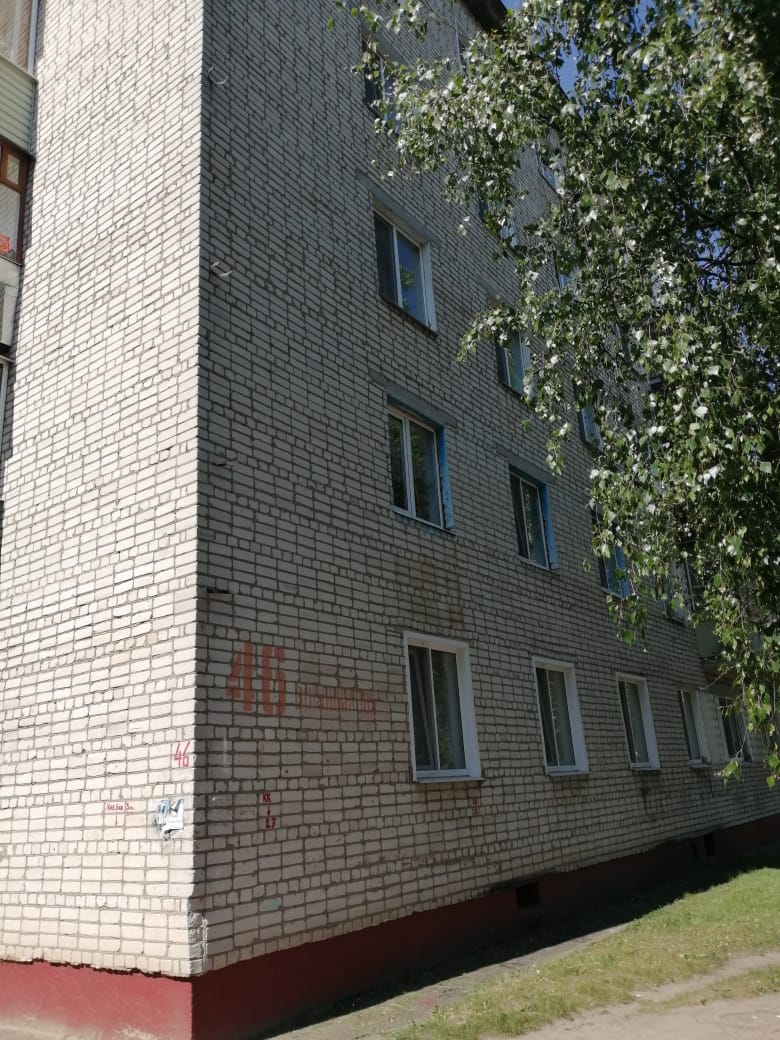 обл. Брянская, г. Клинцы, ул. Ворошилова, д. 46-фасад здания