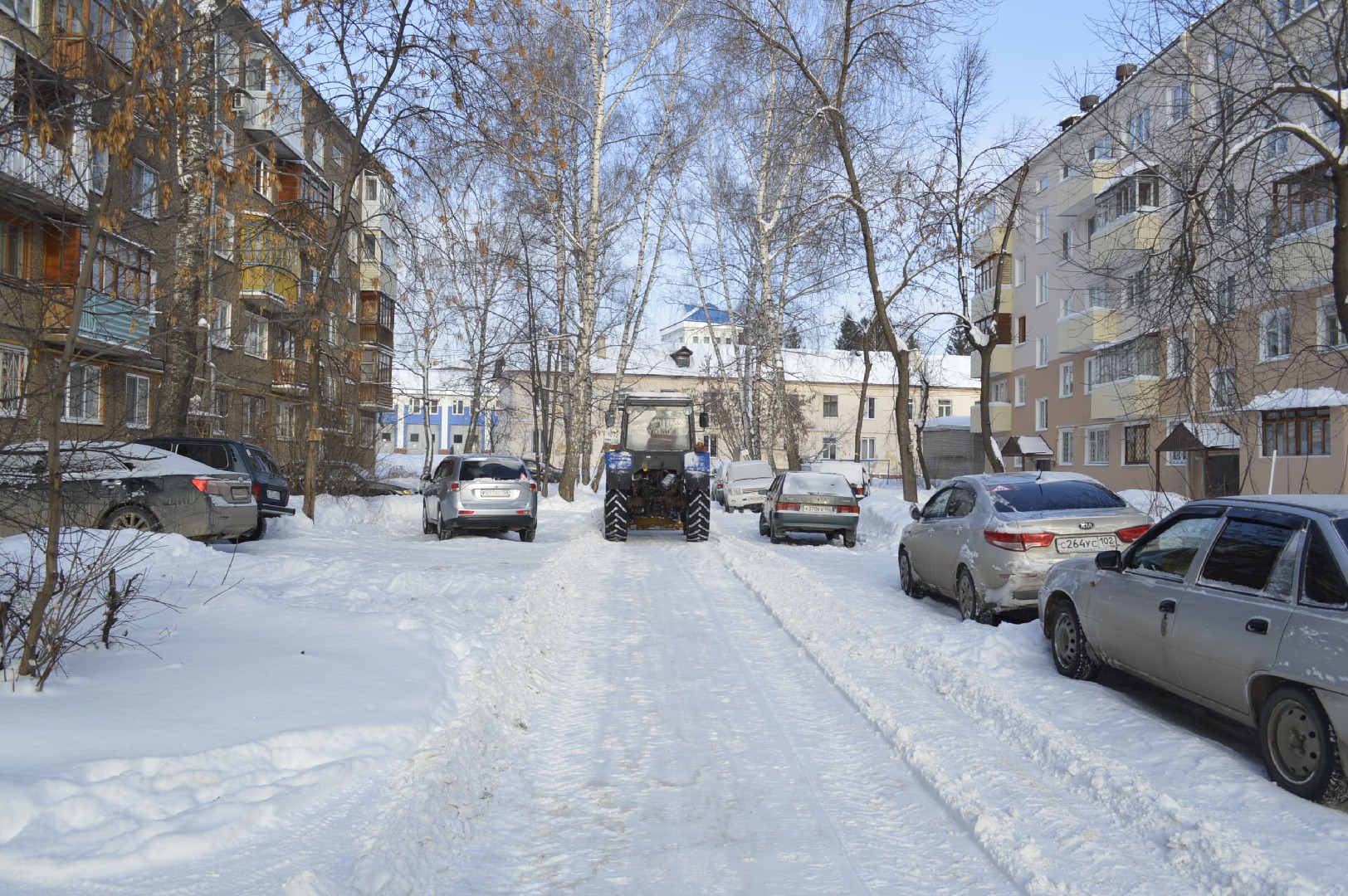 Респ. Башкортостан, г. Уфа, ул. Черниковская, д. 3, к. 1-придомовая территория